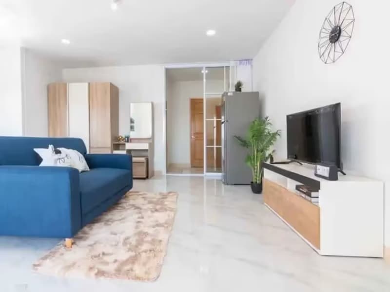 1 Bedroom Condo