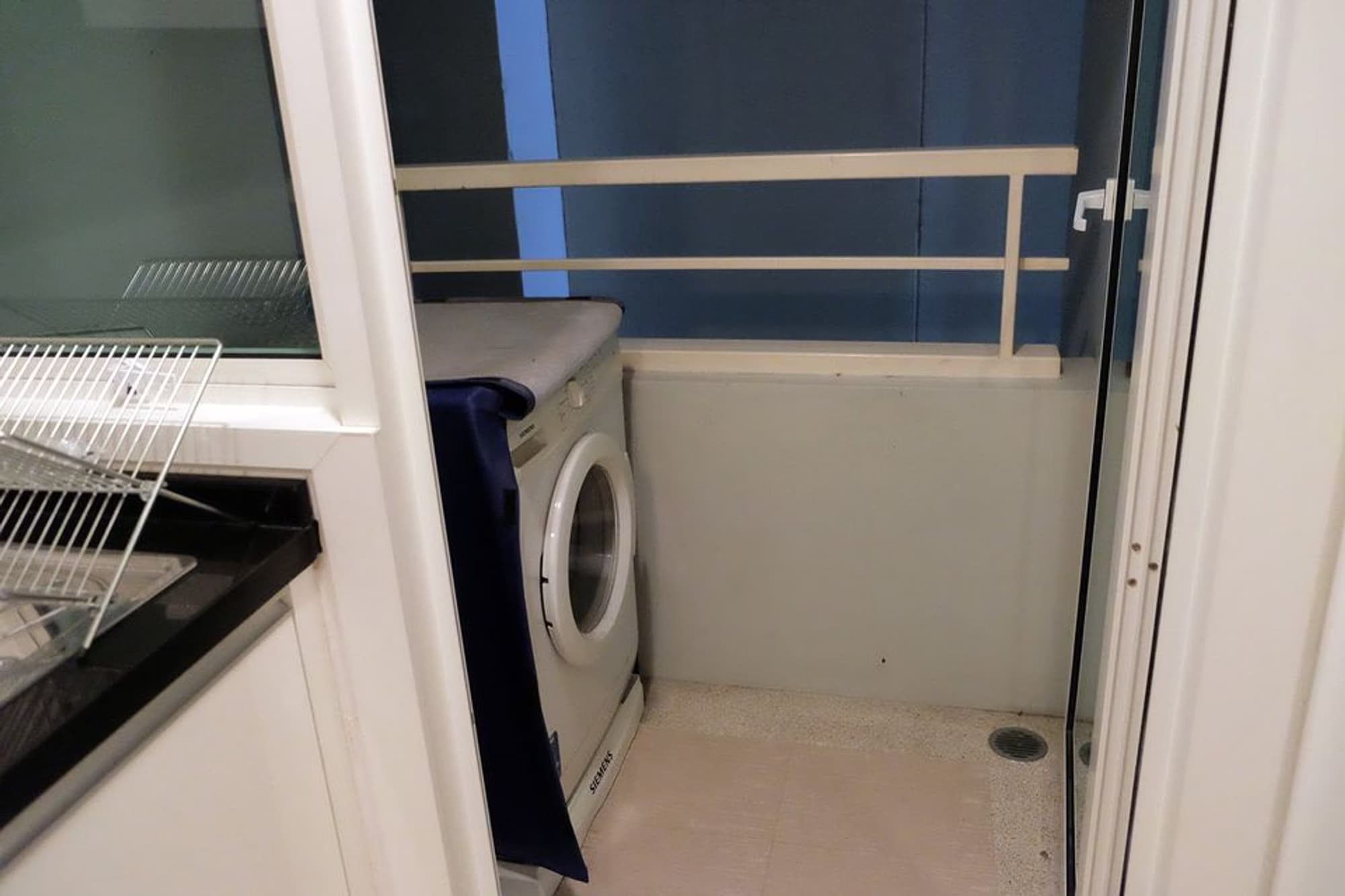 Condo for Rent at Siri Residence - Image 9