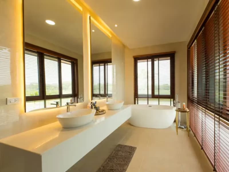 7 Bedroom House