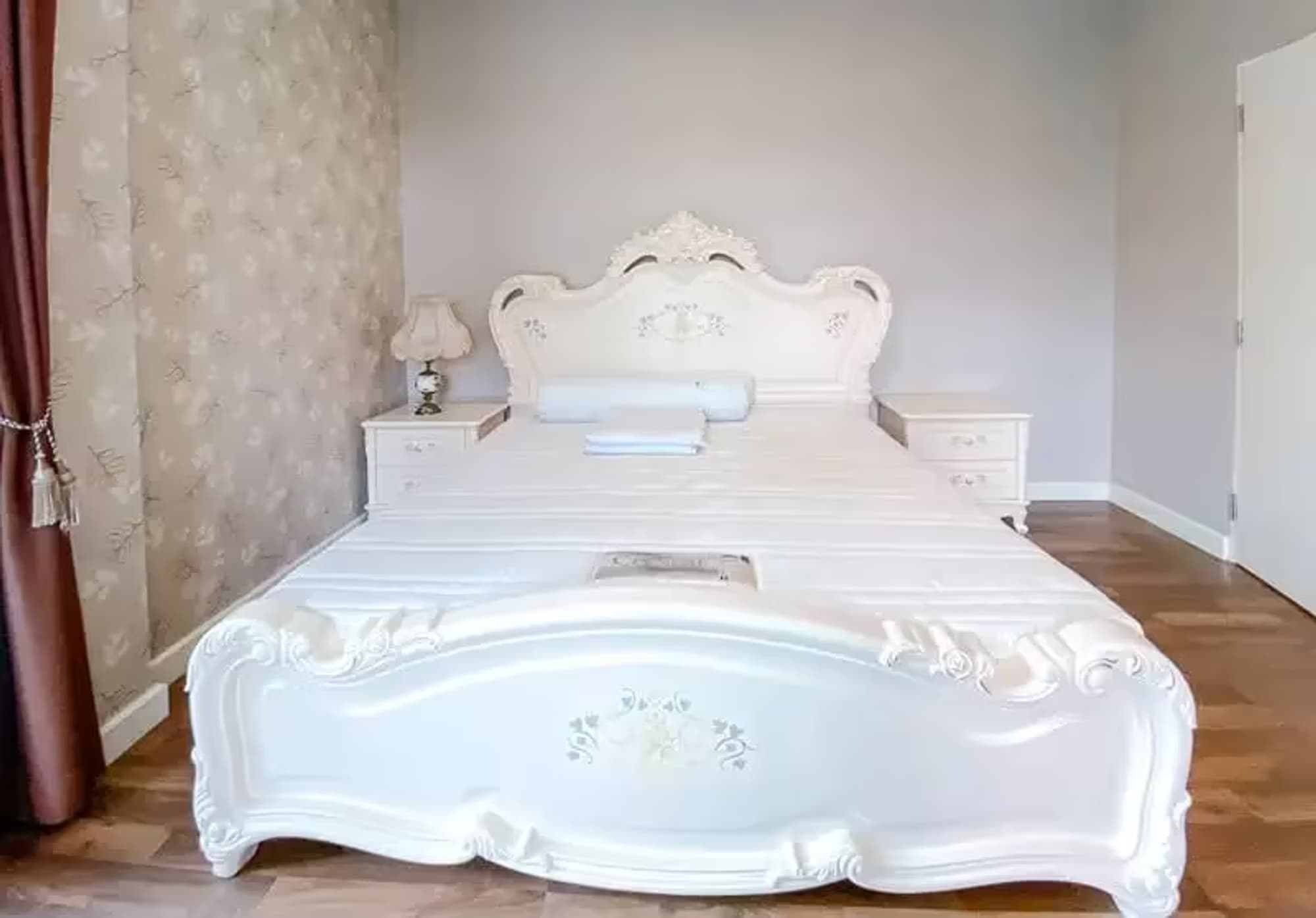 4 Bedroom House - Image 12