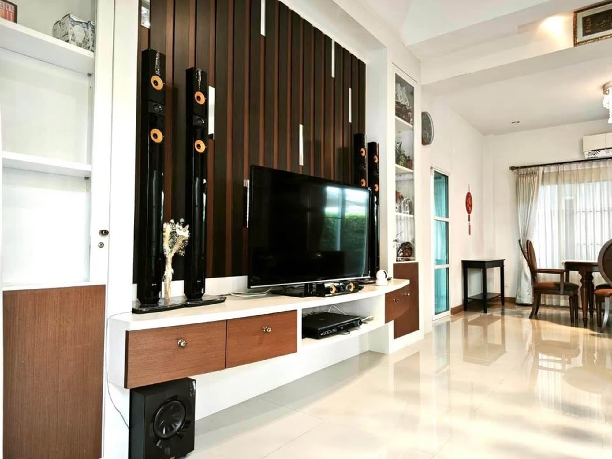 3 Bedroom House - Image 4