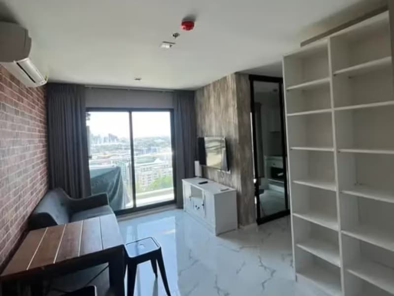 1 Bedroom Condo