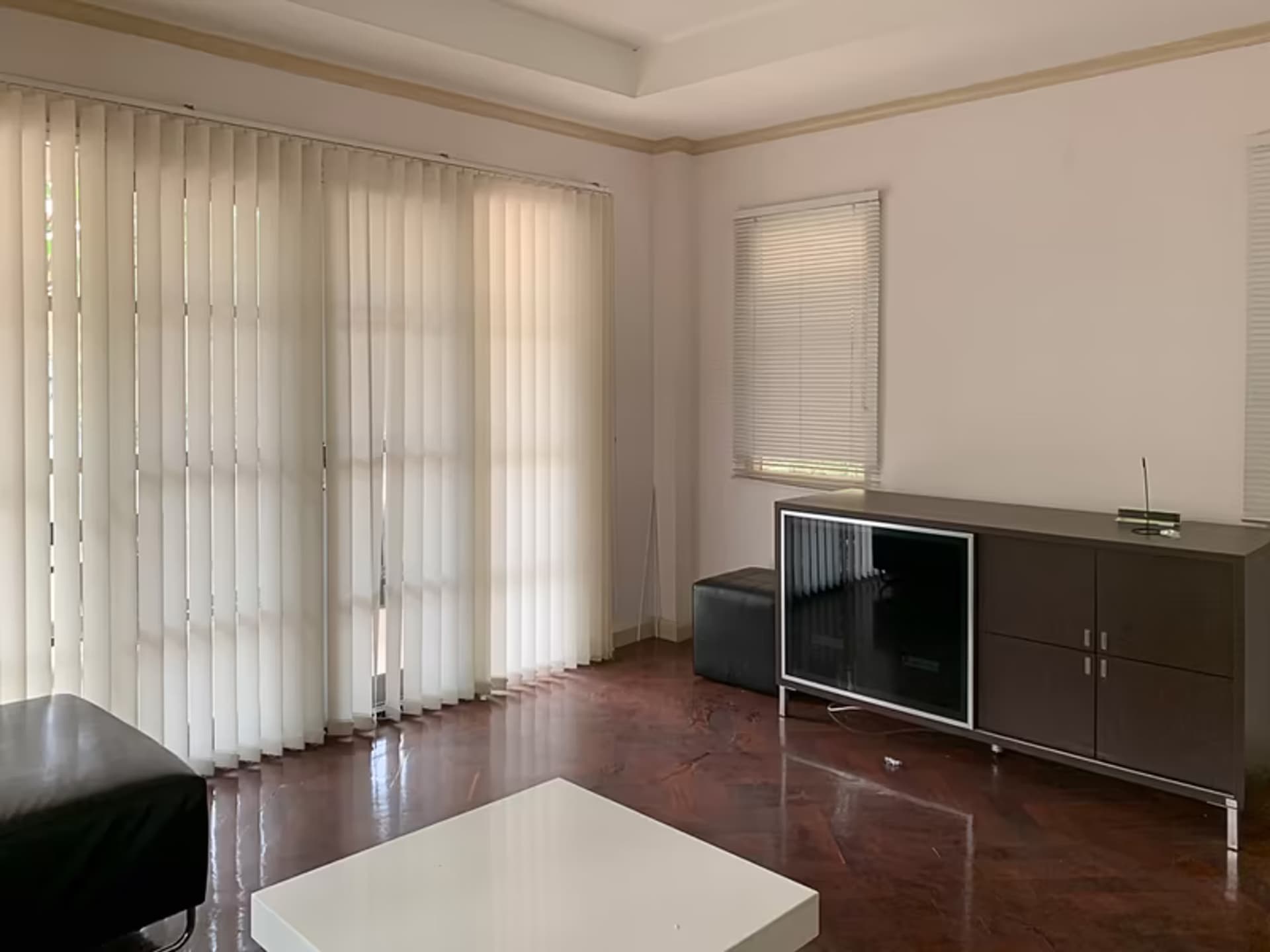 3 Bedroom House - Image 7