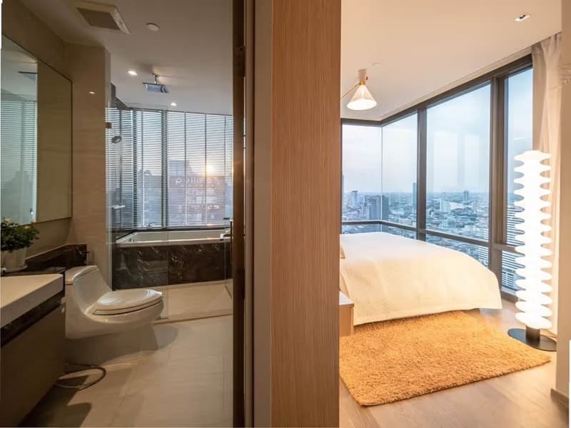 2 Bed Condo for Rent in Bang Rak