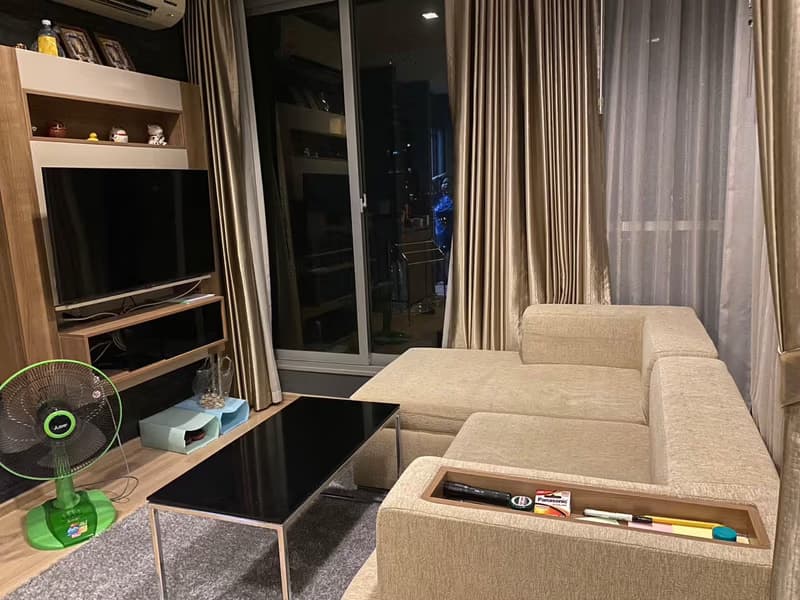 1 Bed Condo for Sale in Sathon