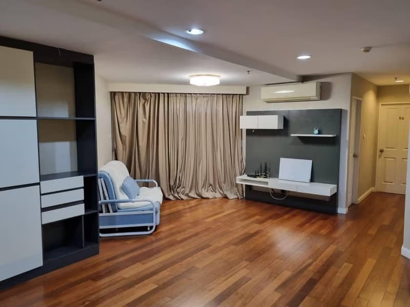 2 Bed Condo for Rent and Sale  Near Phra Ram 9 MRT