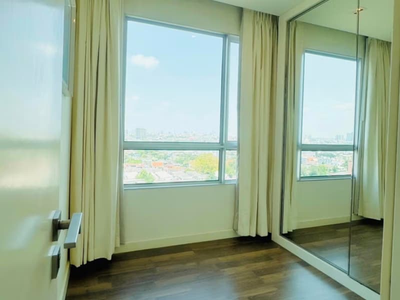 1 Bed Condo for Rent in Thon Buri