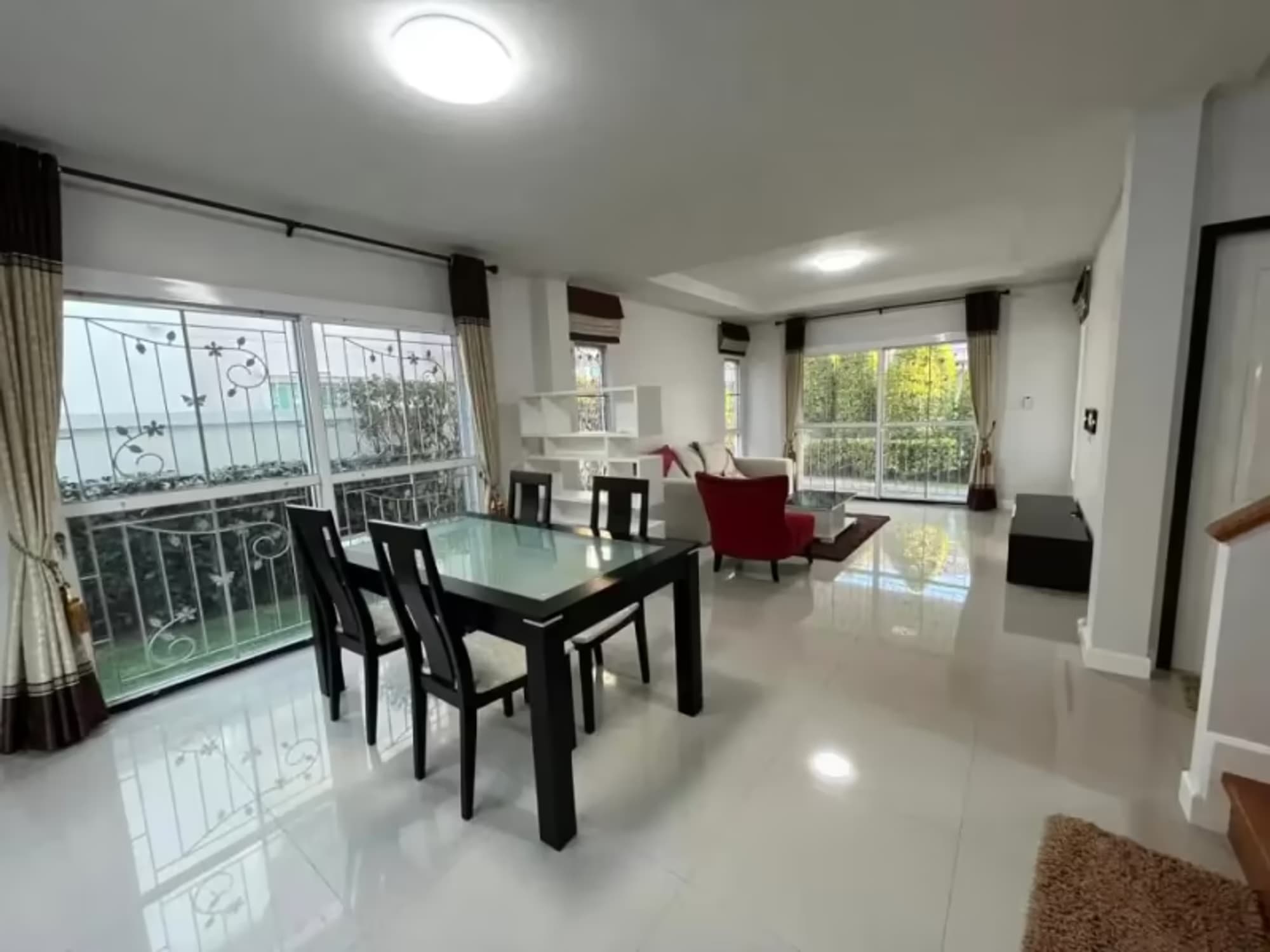 3 Bedroom House - Image 4