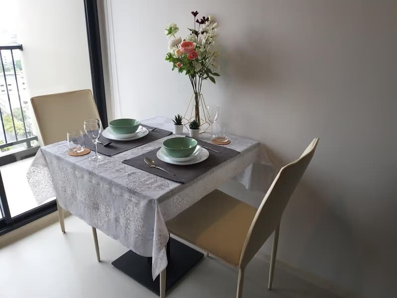 1 Bed Condo for Rent  Near Udom Suk BTS