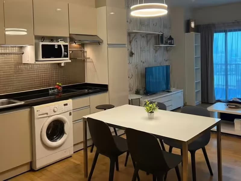 Condo for Rent at Noble Reveal