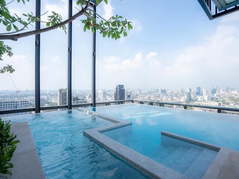 Condo for Rent at XT Phayathai