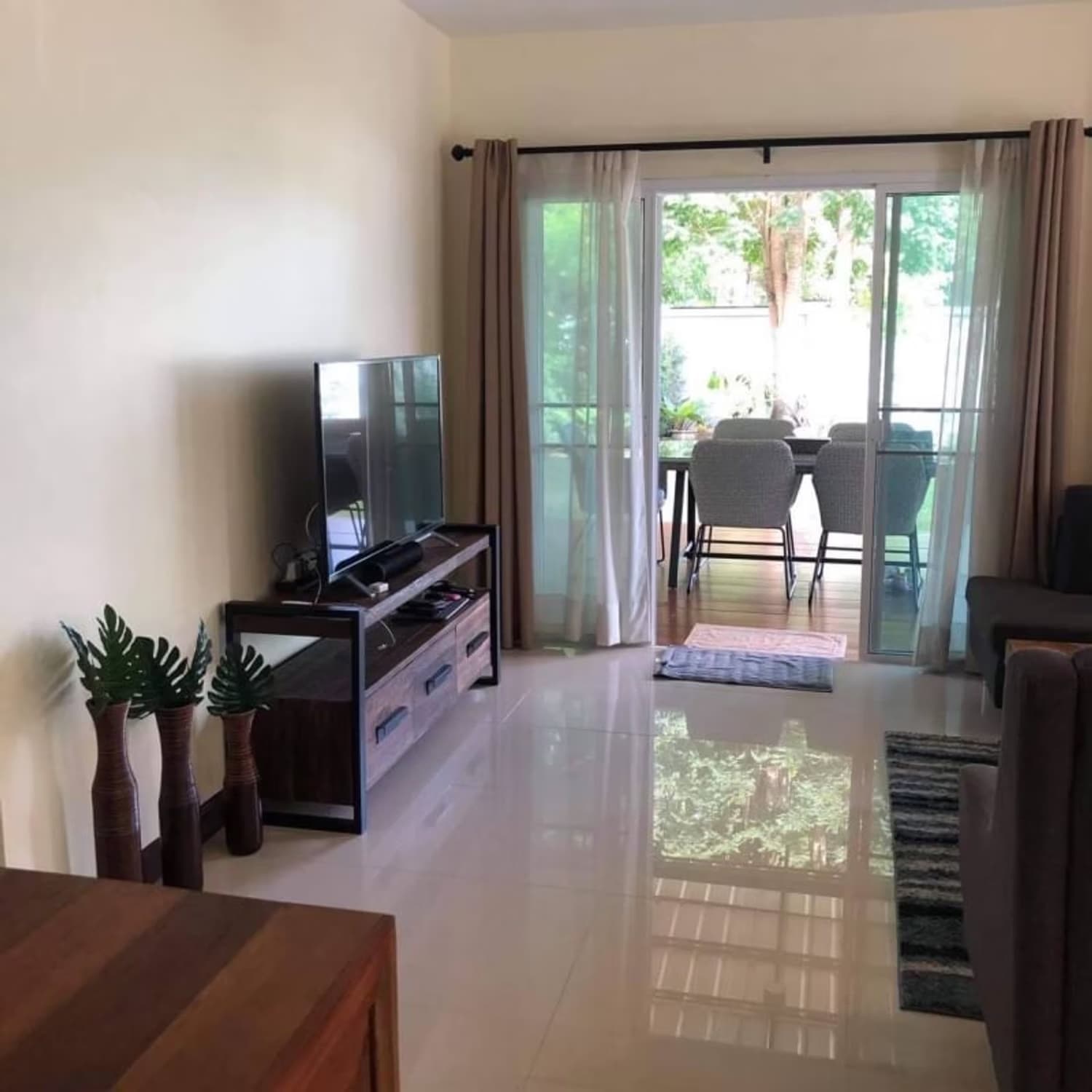 3 Bed House for Rent and Sale in Saraphi - Image 4