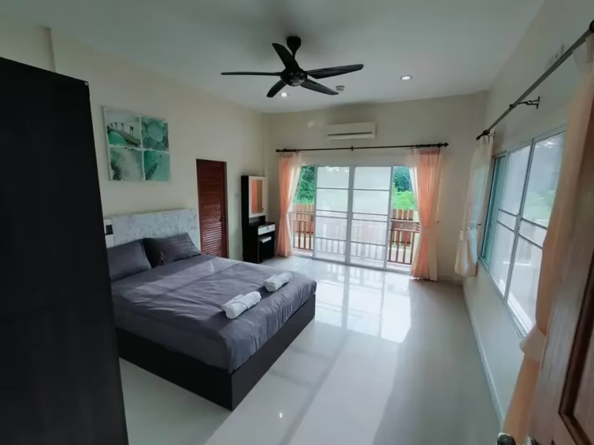 4 Bedroom House - Image 1