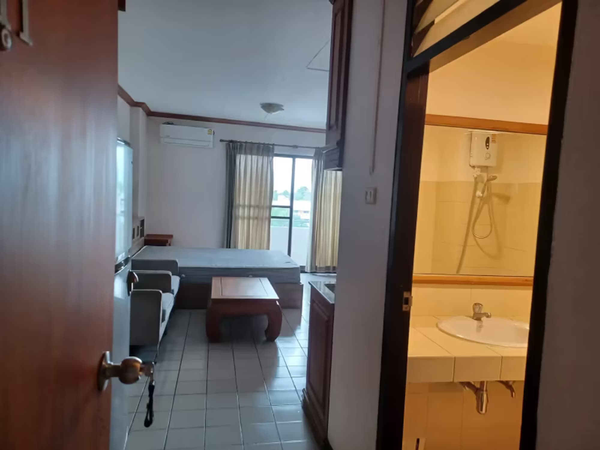 Studio for Rent in Suthep, Mueang Chiang Mai - Image 2