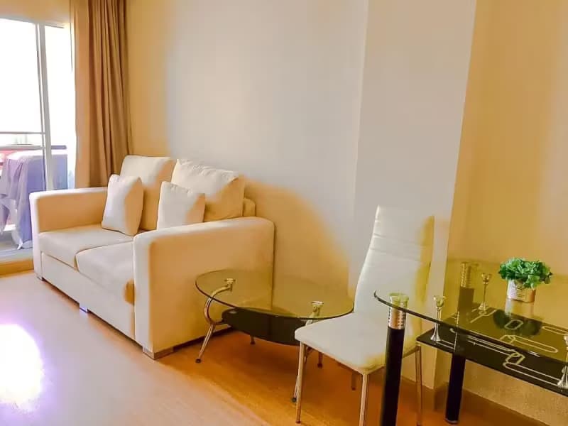 1 Bedroom Condo