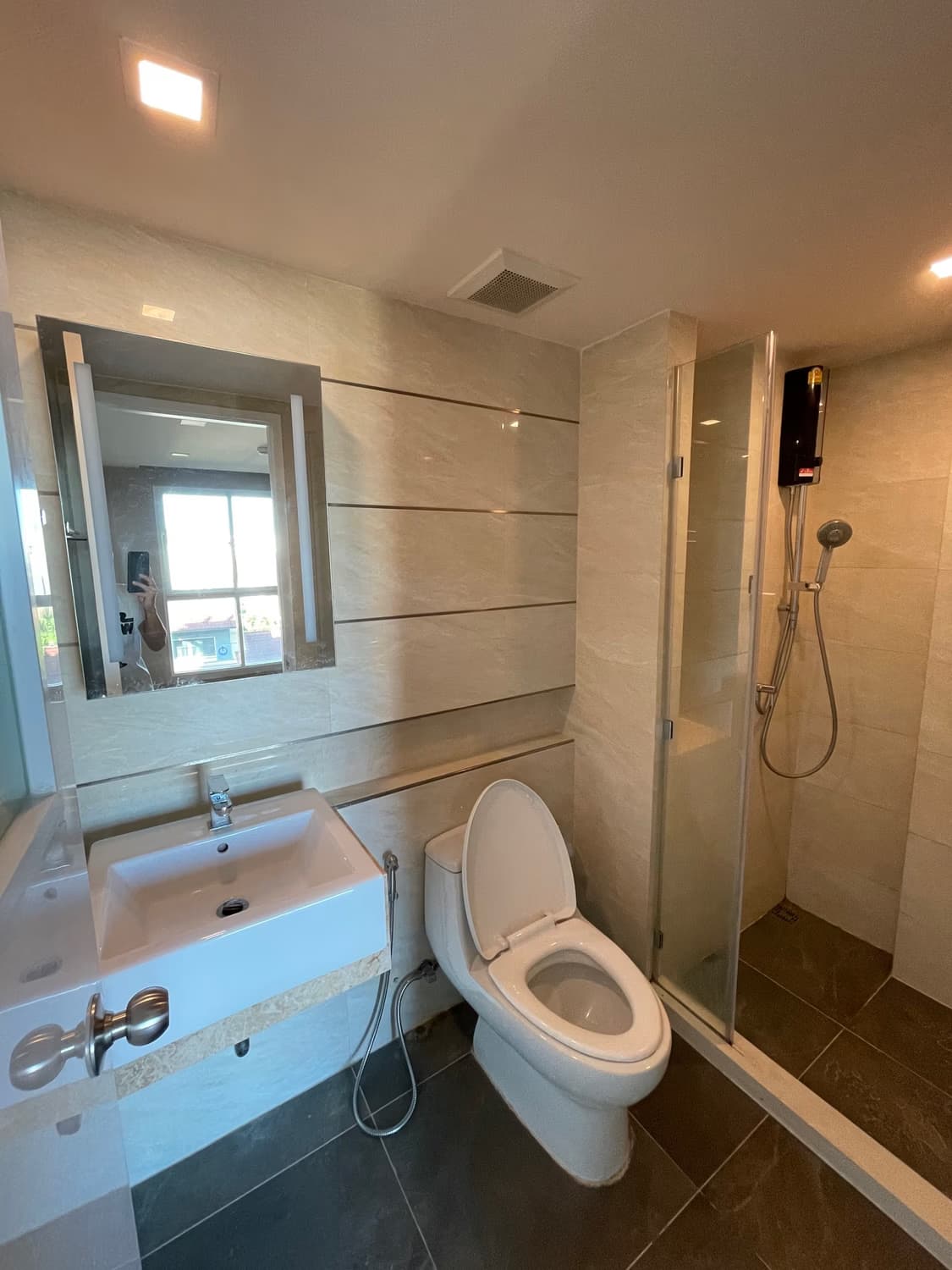 2 Bedroom Condo - Image 7