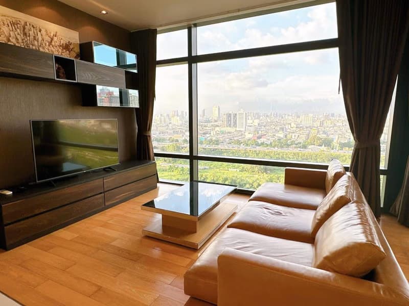 2 Bed Condo for Rent and Sale  Near Makkasan ARL