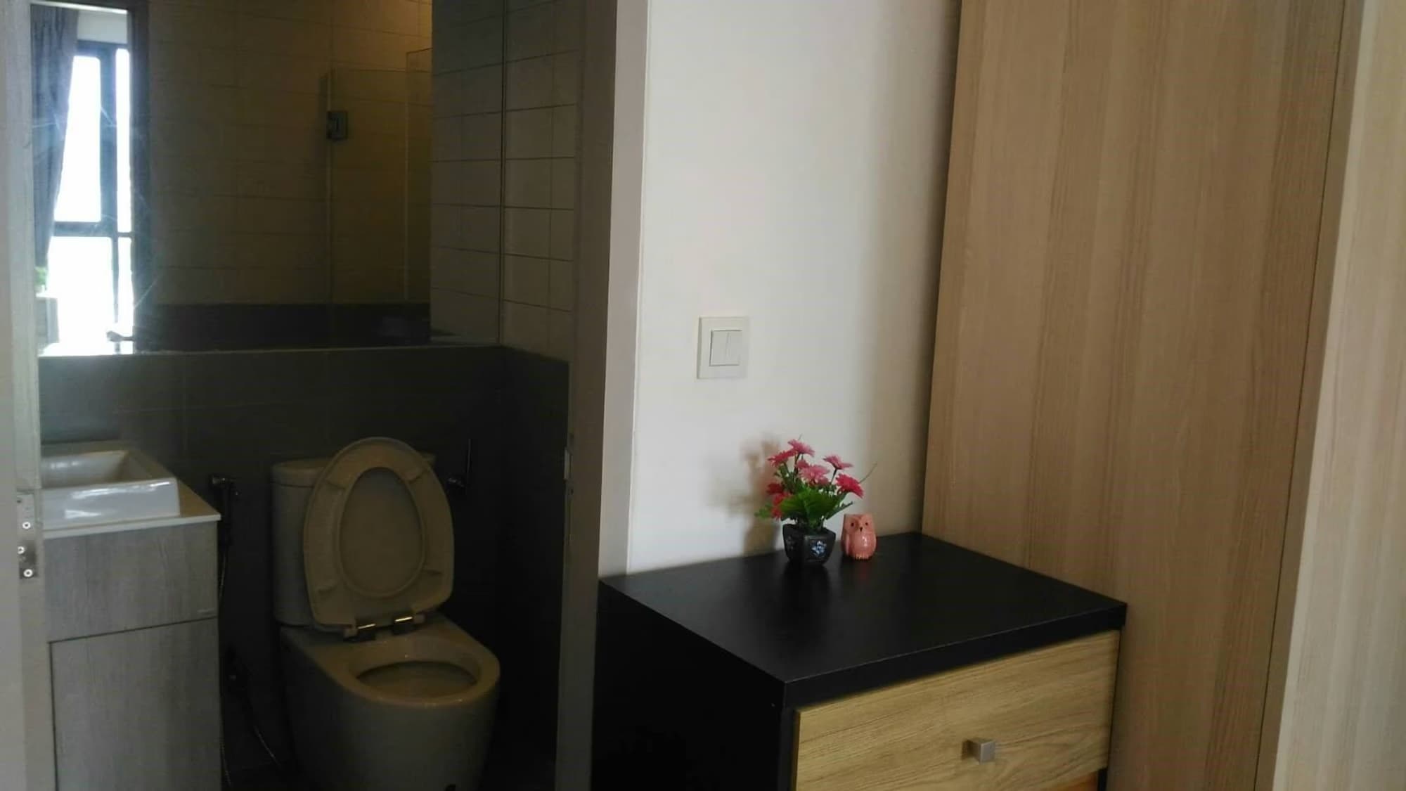 1 Bed Condo for Rent in Ratchathewi - Image 6