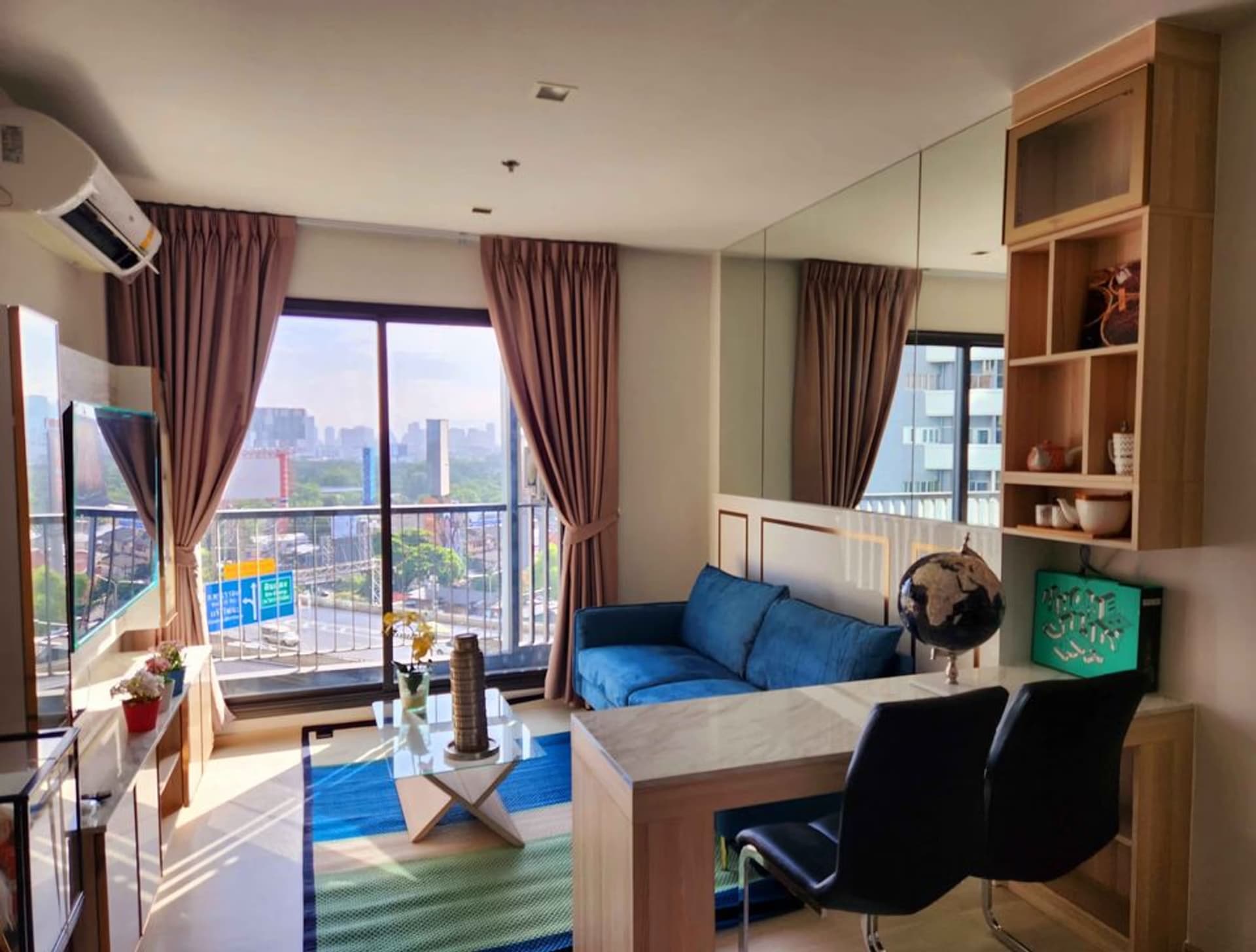 1 Bed Condo for Rent  Near Phloen Chit BTS - Image 1