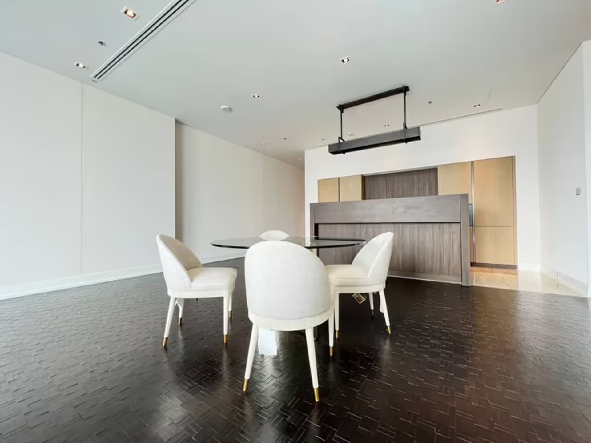 Condo for Rent, Sale at The Ritz-Carlton Residences - Image 2