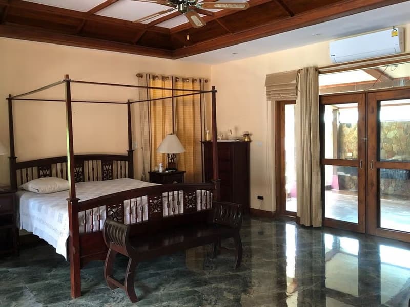 Owner finance available - Pool Villa For Sale At Highlands Golf Course