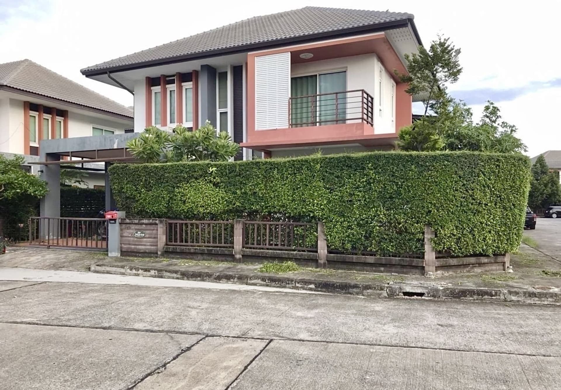 4 ห้องนอน บ้าน สำหรับ จำหน่าย ใน Saraphi - Image 1