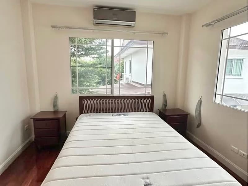 4 Bed House for Rent in Mueang Chiang Mai