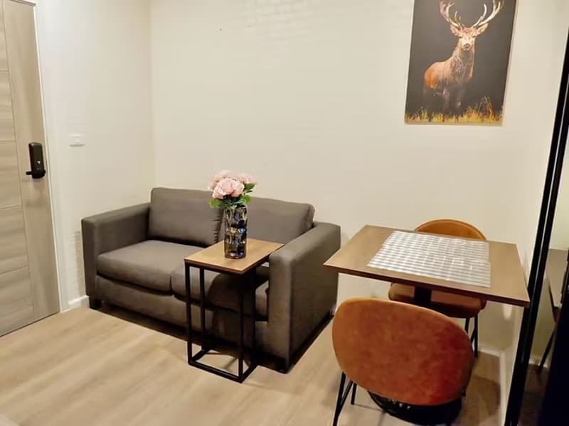 Notting Hill (Sukhumvit 105)