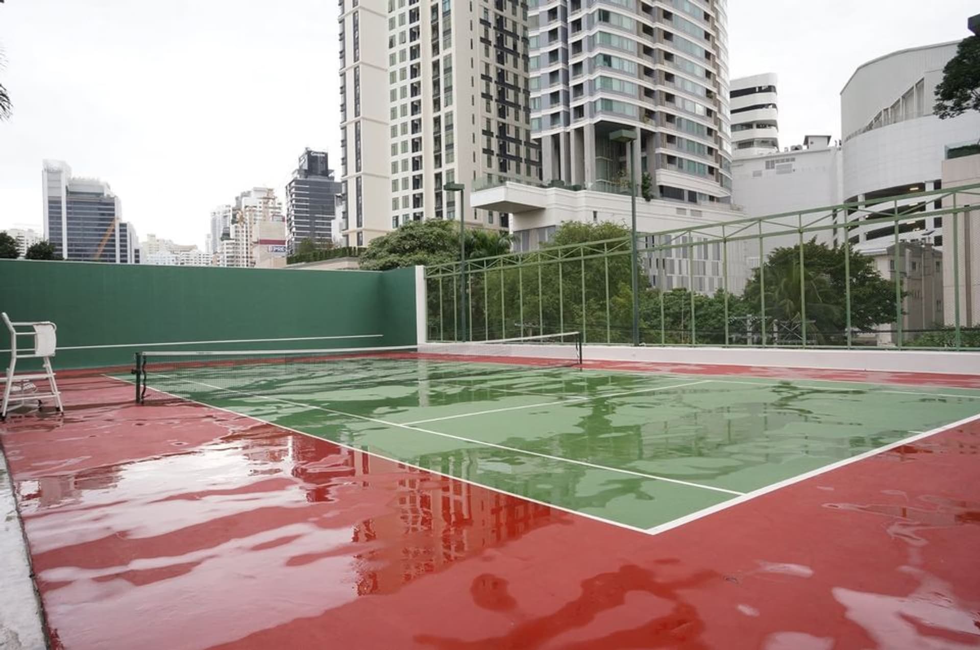2 Bedroom Condo for Rent at Baan Suanpetch - Image 17