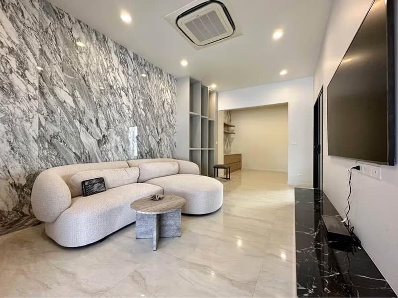 3 Bed Townhouse for Sale in Yan Nawa