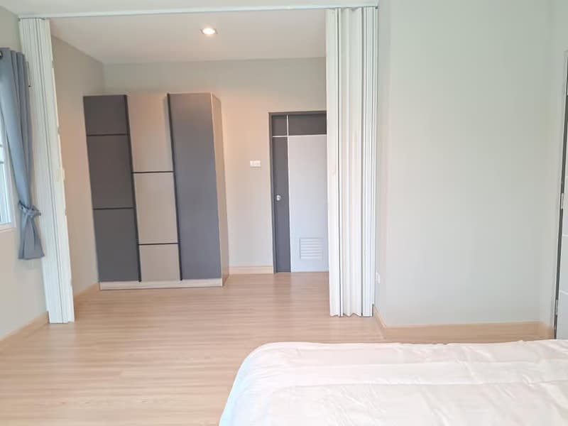 3 Bed House for Rent in Saraphi
