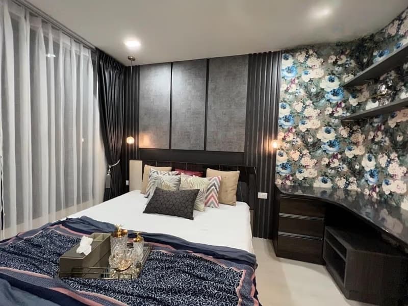 2 Bed Condo for Rent  Near Udom Suk BTS