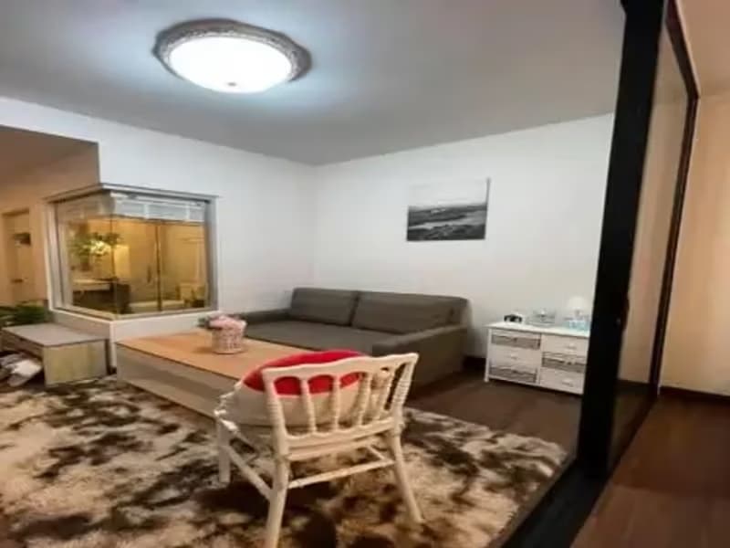 1 Bedroom Condo