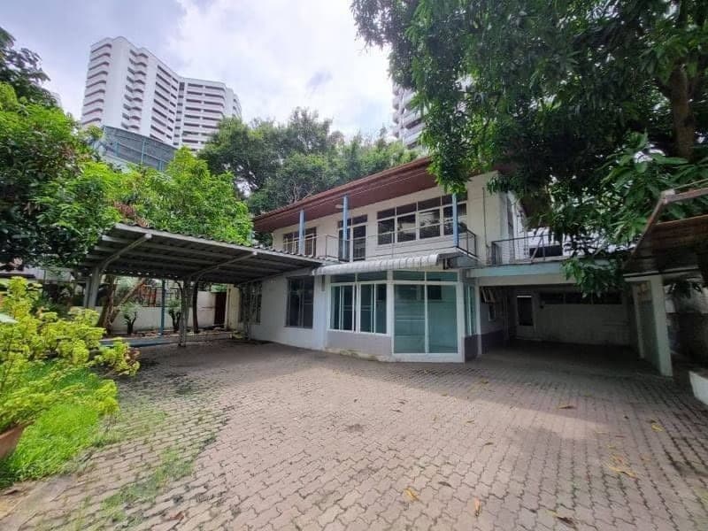 House for Rent in Watthana.