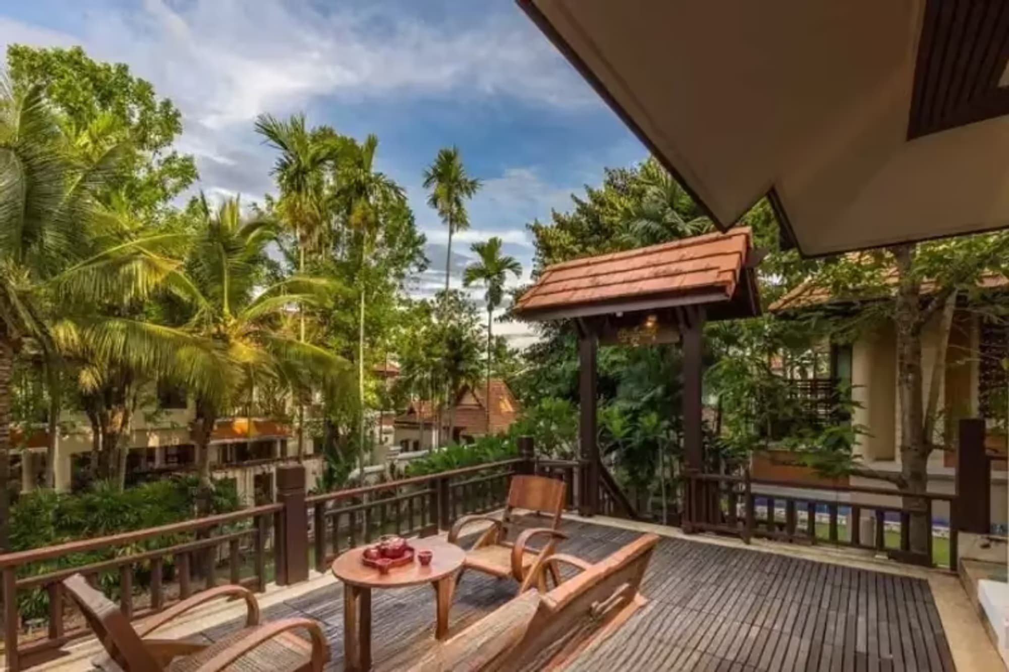 6 Bedroom House - Image 5