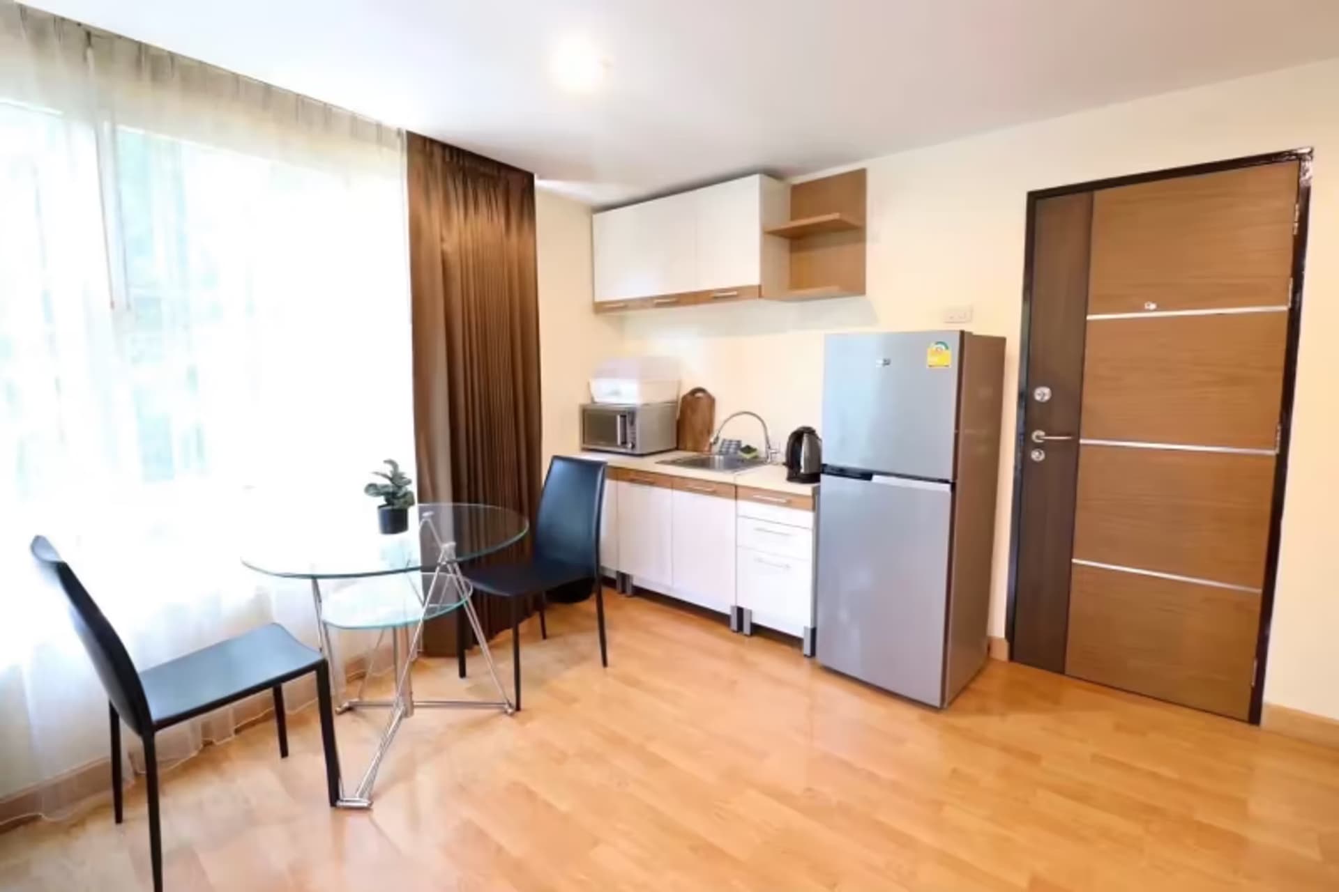 1 Bedroom Condo - Image 3