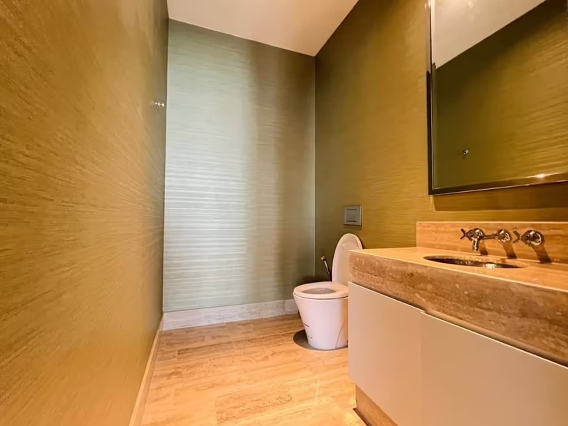 Condo for Rent, Sale at The Ritz-Carlton Residences - Image 14