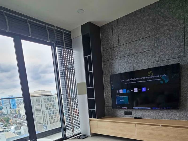 1 Bed Condo for Rent and Sale  Near National Stadium BTS