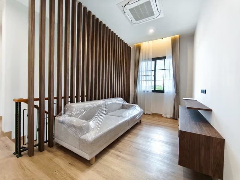 4 Bed House for Rent in San Sai District
