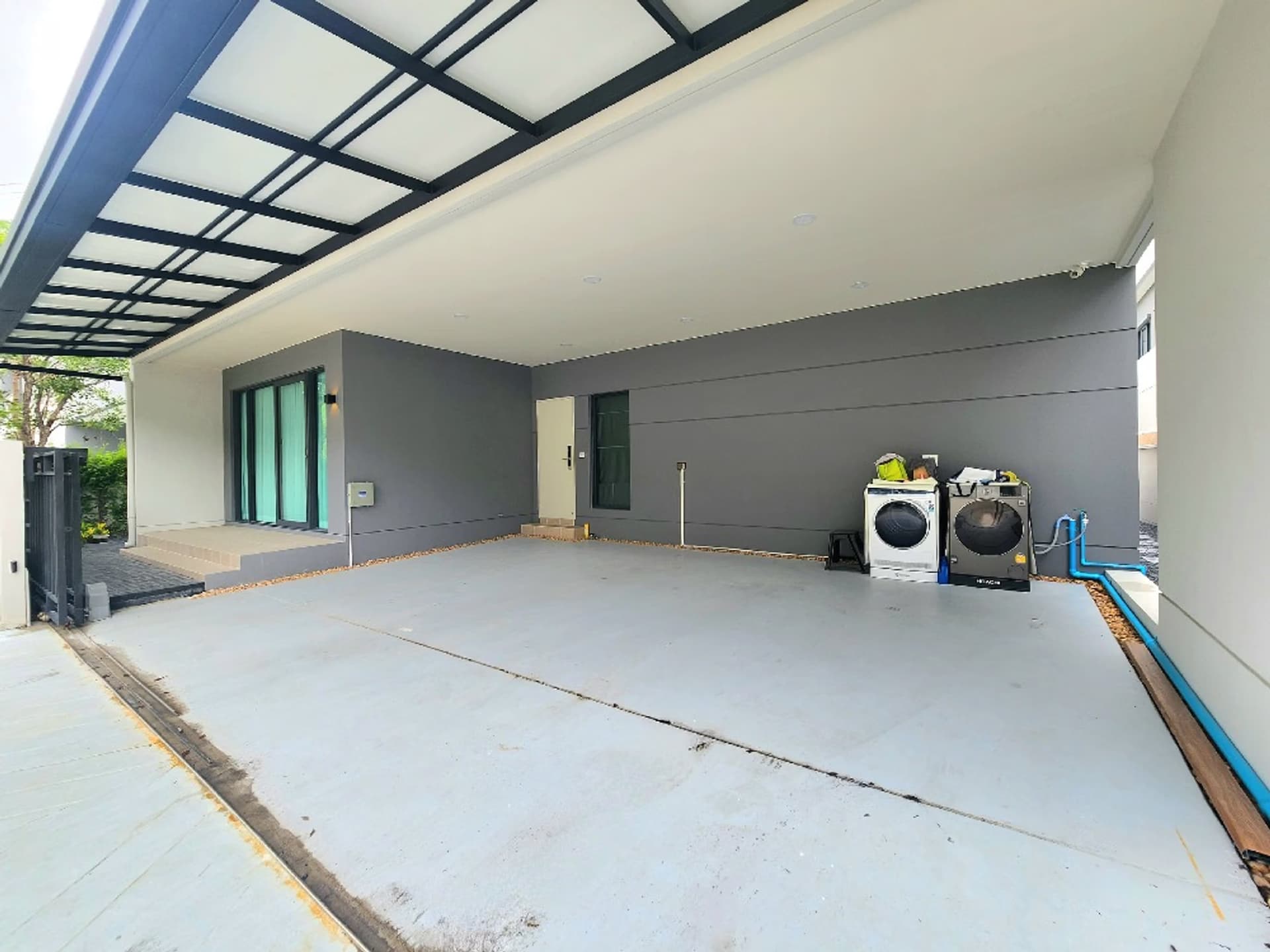  - Image 7