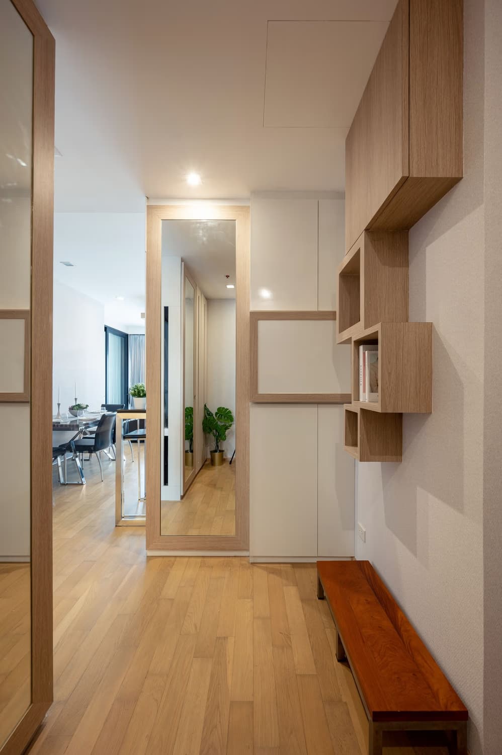 Condo for Sale at Noble Reveal - Image 5