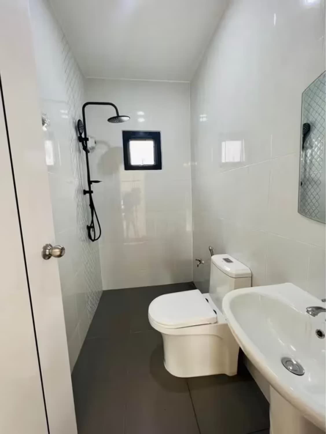 3 Bedroom House - Image 18