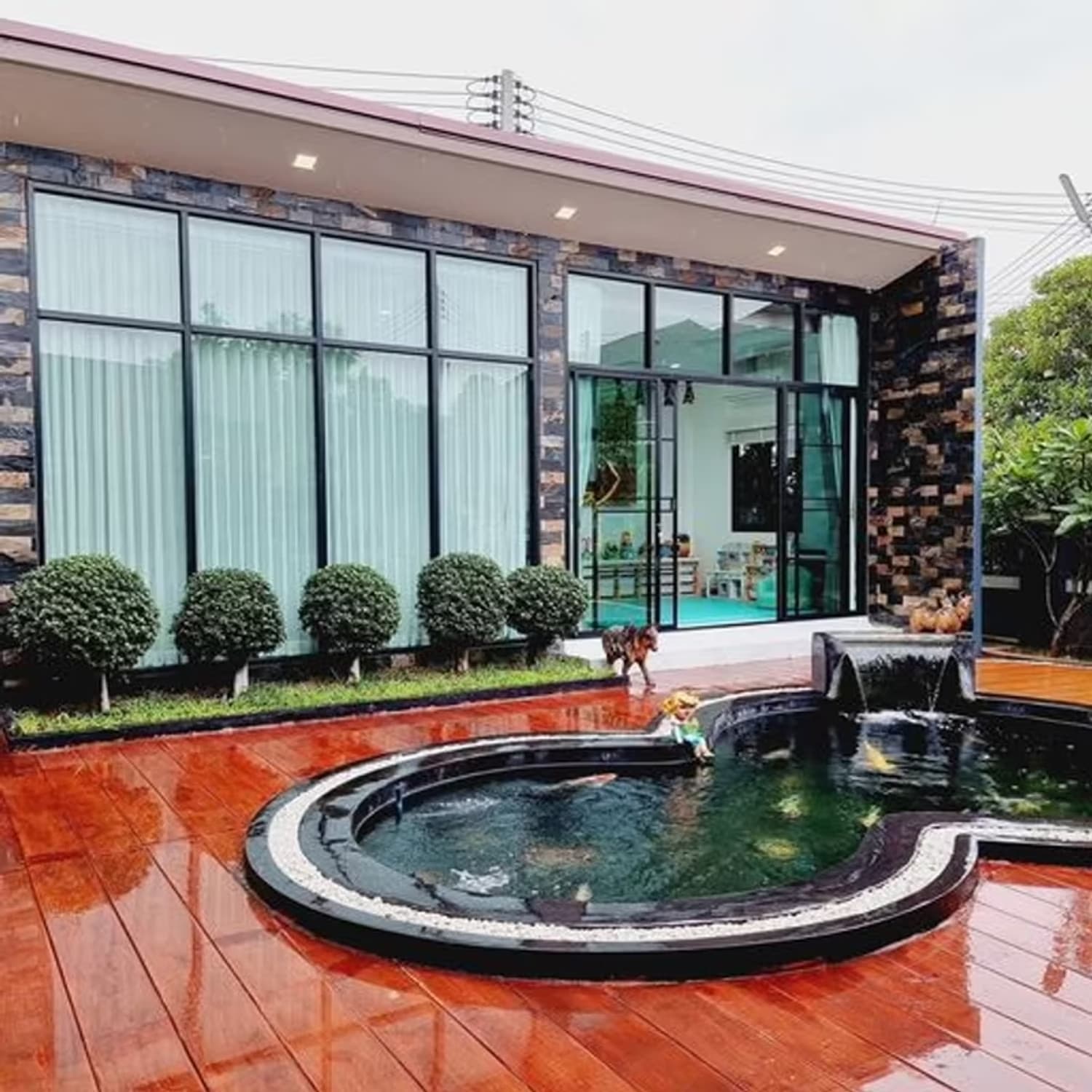4 Bedroom House - Image 2
