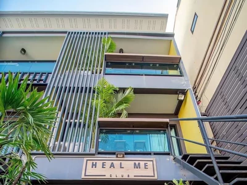 3 Bedroom Commercial