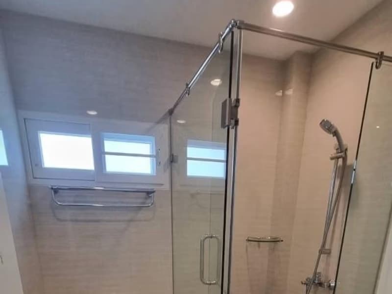 3 Bed Townhouse for Rent in Watthana