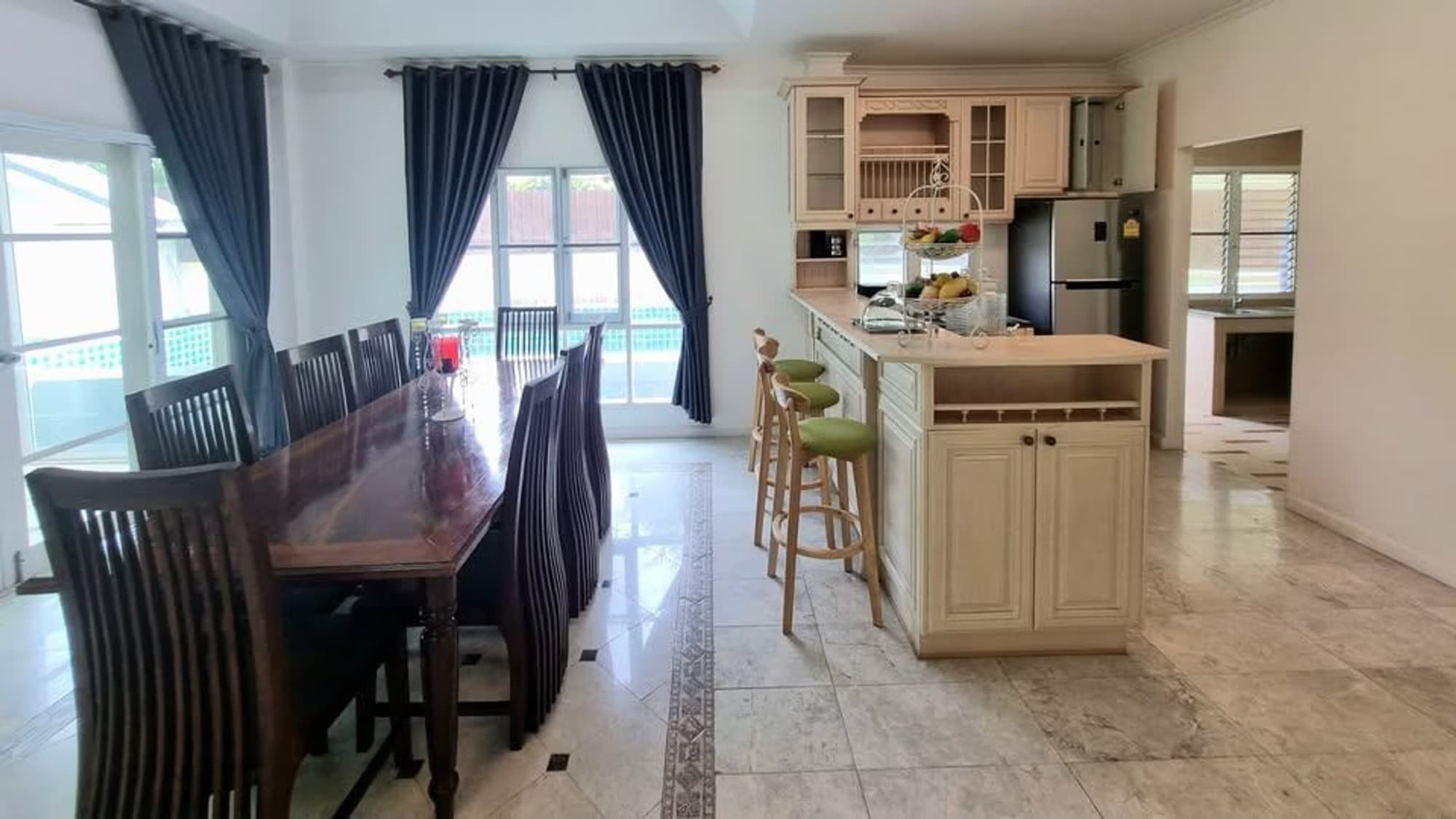 7 Bed House for Rent and Sale in Hang Dong - Image 3