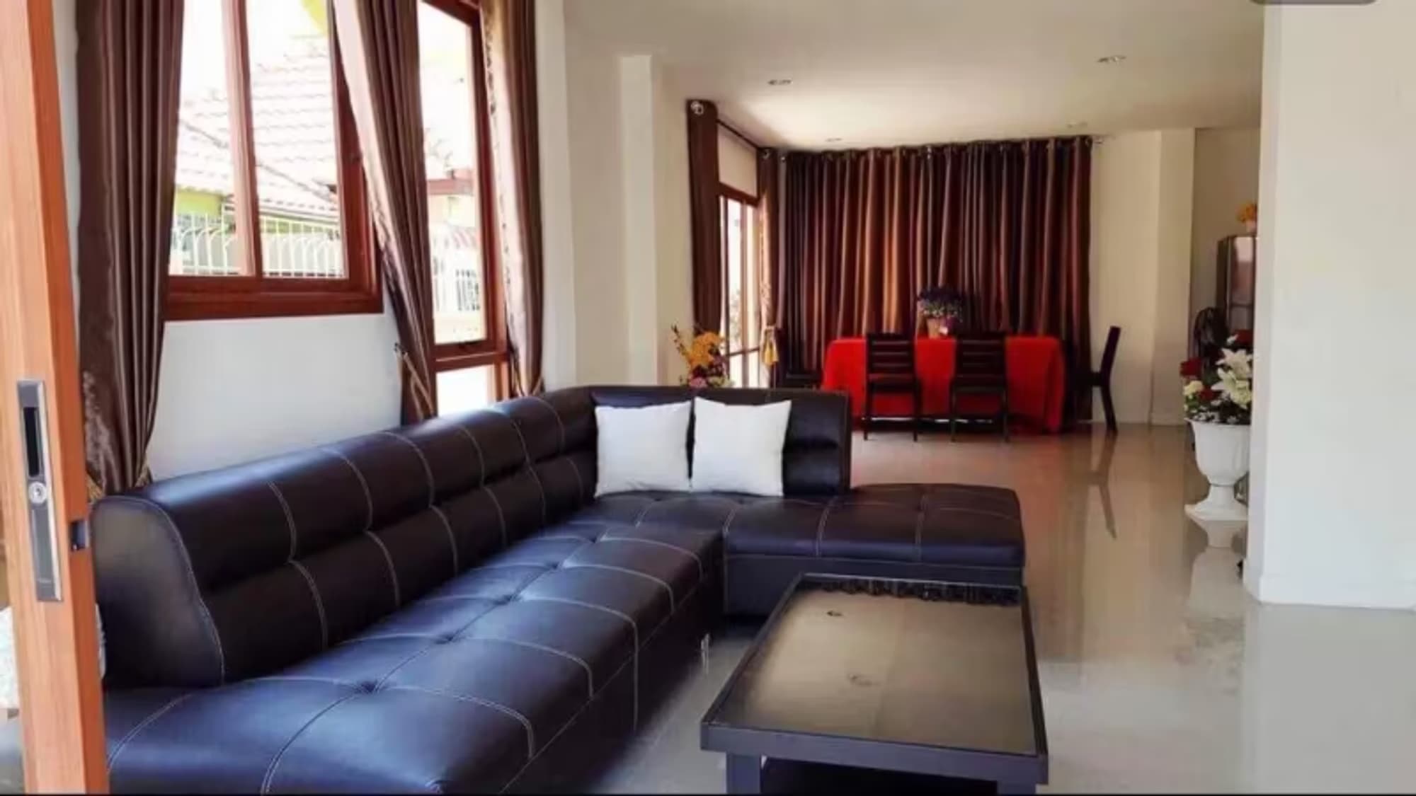 3 Bedroom House - Image 13