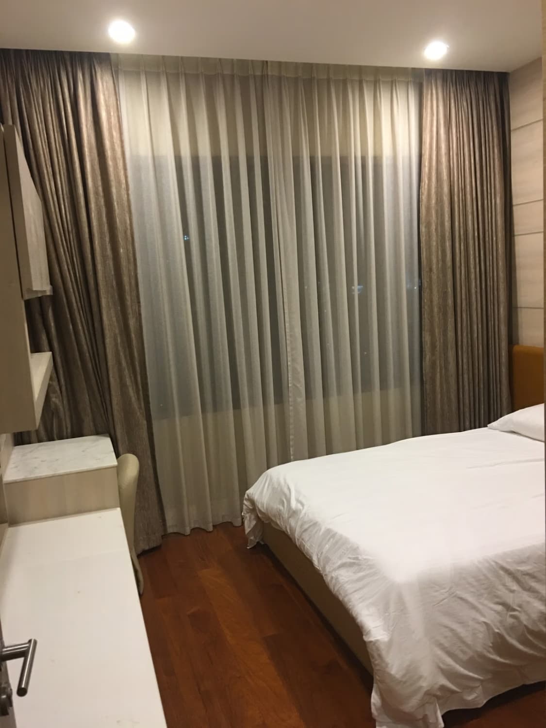 2 Bed Condo for Rent in Khlong Toei - Image 4
