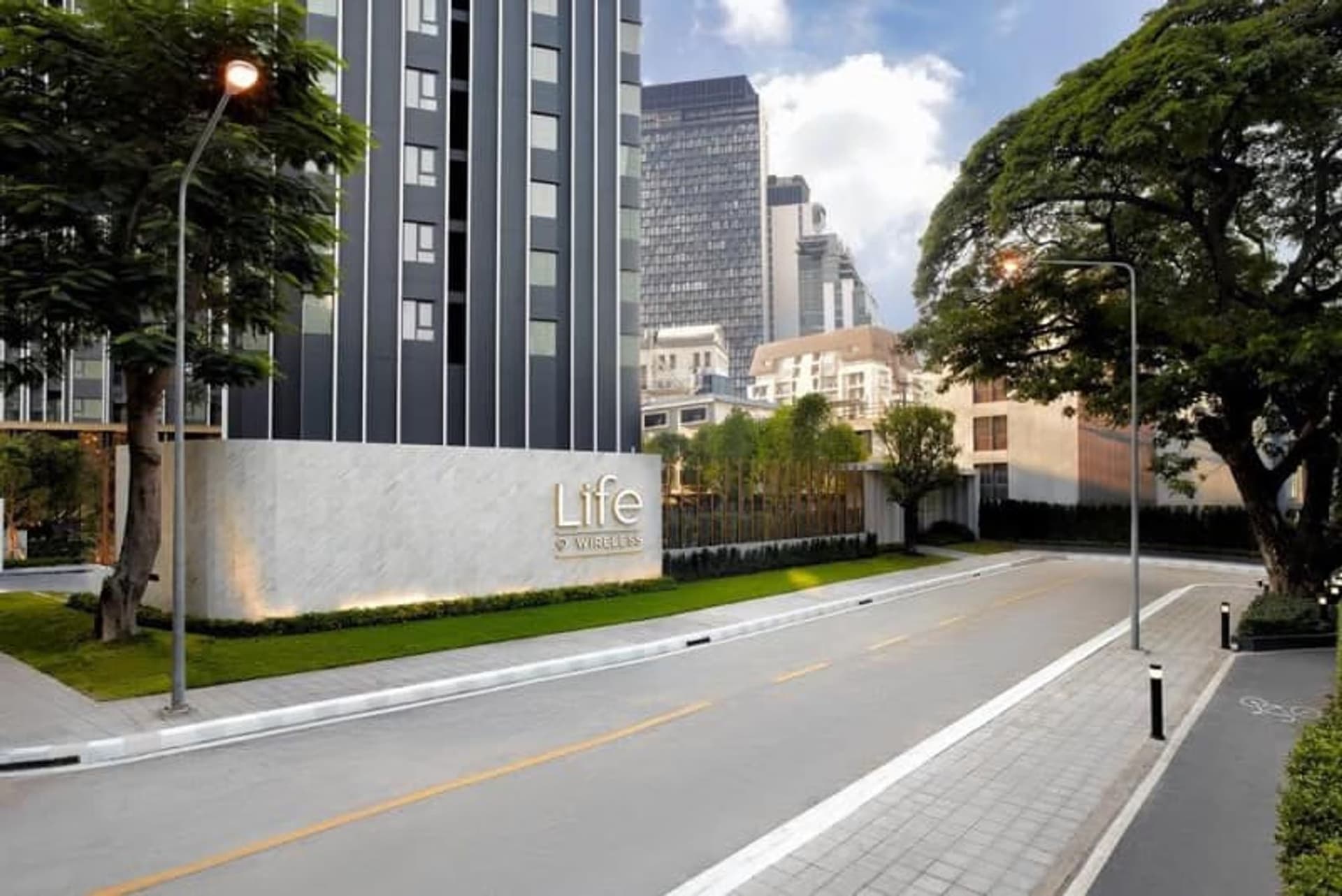 1 Bed Condo for Rent  Near Phloen Chit BTS - Image 5