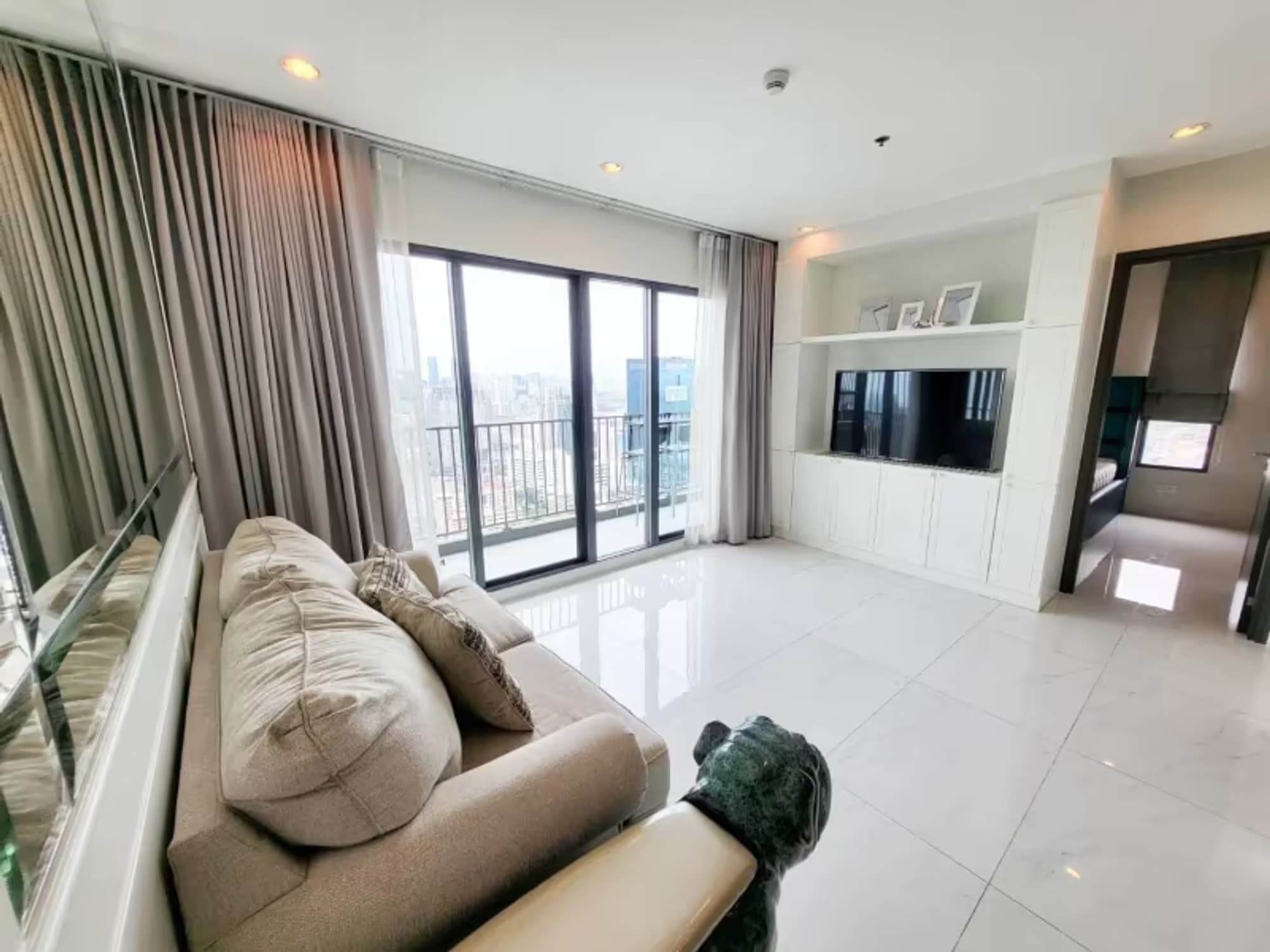 3 Bedroom Condo - Image 4